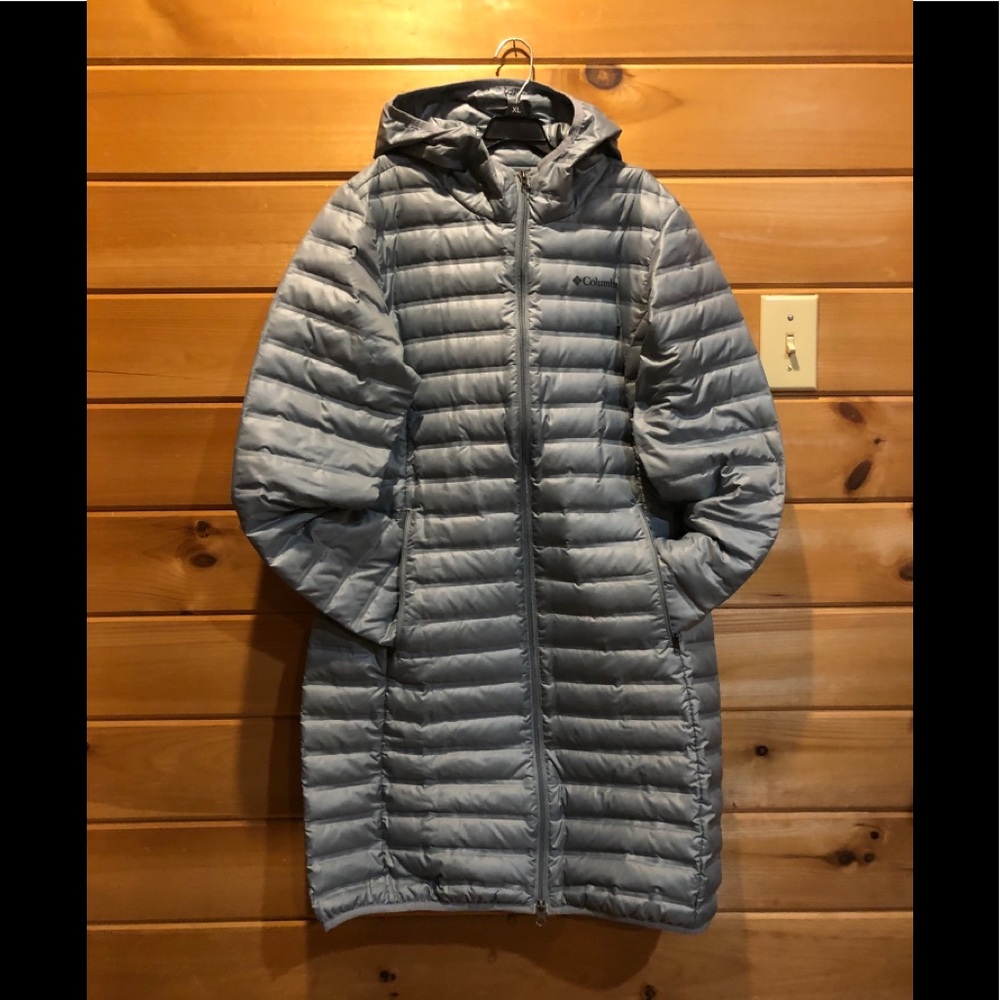 Woman’s Columbia long puff jacket